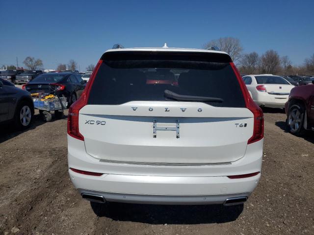 YV4A22PK3K1512427 - 2019 VOLVO XC90 T6 MOMENTUM WHITE photo 6