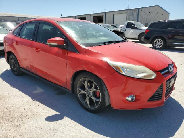 1FADP3F21DL320459 - 2013 FORD FOCUS SE RED photo 4