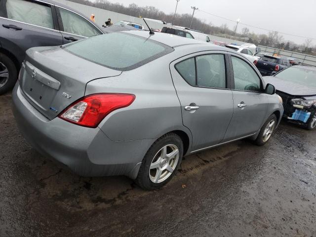 3N1CN7APXCL892416 - 2012 NISSAN VERSA S GRAY photo 3