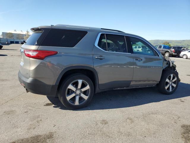 1GNERHKW2JJ113821 - 2018 CHEVROLET TRAVERSE LT TAN photo 3