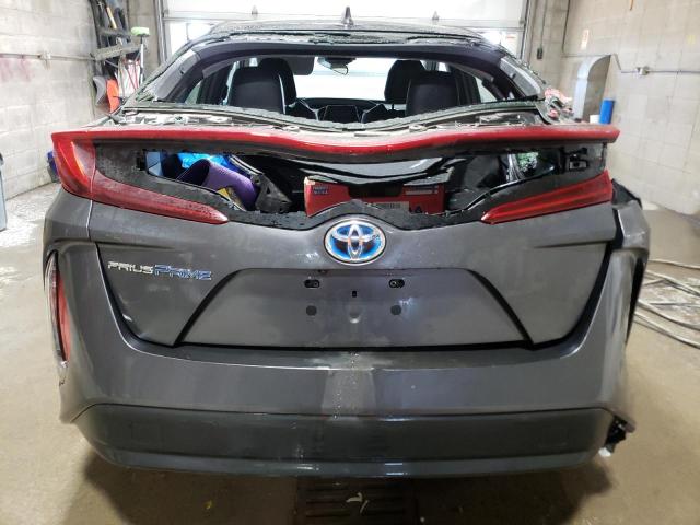 JTDKARFP9H3003195 - 2017 TOYOTA PRIUS PRIM ნაცრისფერი ფოტო 6