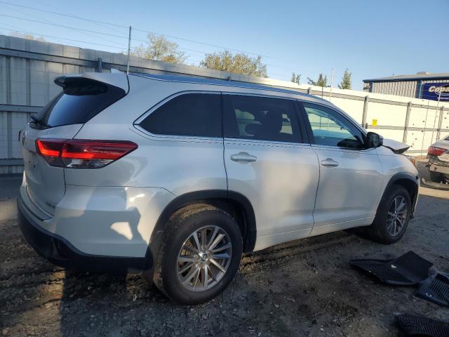 5TDJZRFH5JS559473 - 2018 TOYOTA HIGHLANDER SE Ақ фото 3