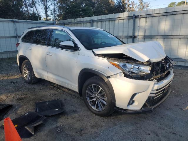5TDJZRFH5JS559473 - 2018 TOYOTA HIGHLANDER SE Ақ фото 4