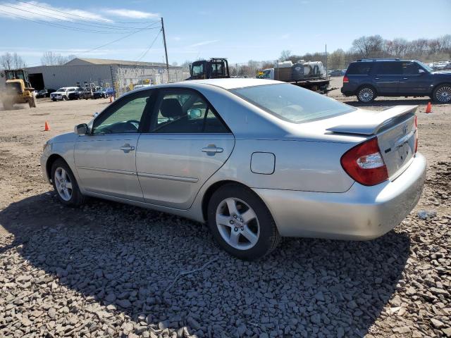 4T1BE32K33U200809 - 2003 TOYOTA CAMRY LE SILVER photo 2