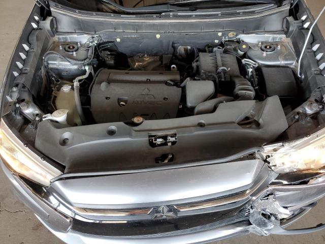 JA4AP3AW4JZ008548 - 2018 MITSUBISHI OUTLANDER ES GRAY photo 11