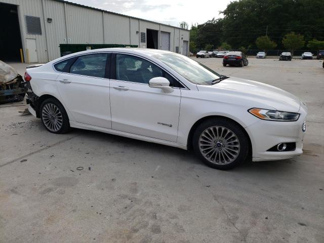 3FA6P0RU5DR375356 - 2013 FORD FUSION TITANIUM HEV WHITE photo 4