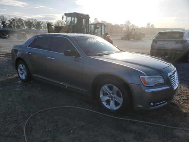 2C3CA6CT7BH536708 - 2011 CHRYSLER 300C GRAY photo 4