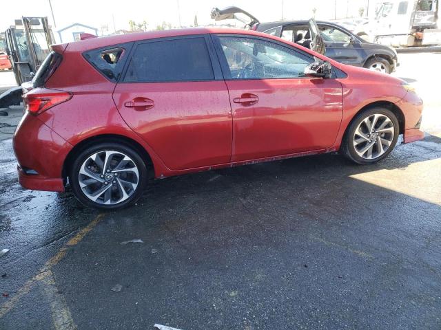 JTNKARJE6JJ556065 - 2018 TOYOTA COROLLA IM RED photo 3