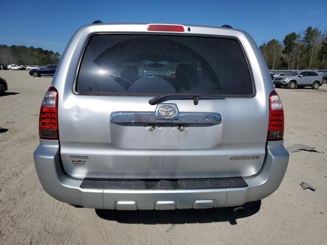 JTEZU14R68K004088 - 2008 TOYOTA 4RUNNER SR5 SILVER photo 6