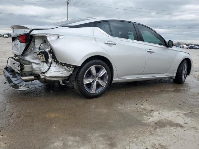 1N4BL4DV5KC127184 - 2019 NISSAN ALTIMA SV SILVER photo 3