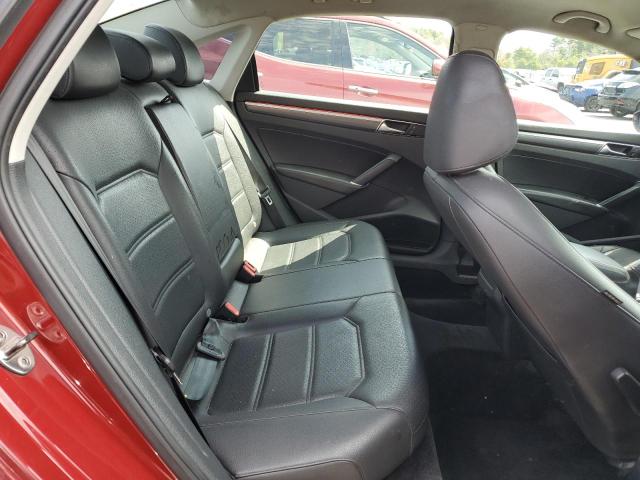 1VWDT7A35HC035165 - 2017 VOLKSWAGEN PASSAT R-LINE Rot Foto 10