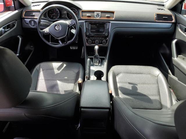 1VWDT7A35HC035165 - 2017 VOLKSWAGEN PASSAT R-LINE Rot Foto 8