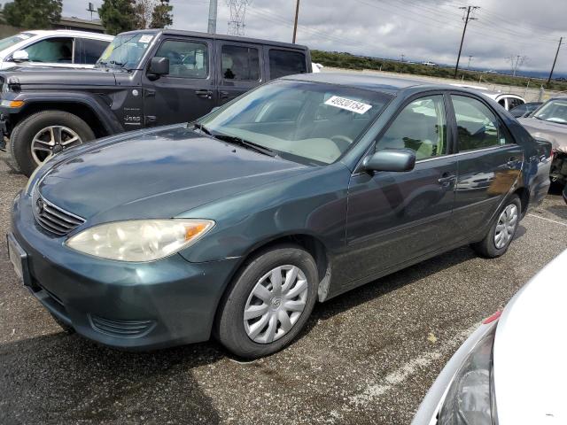 4T1BE32K85U072103 - 2005 TOYOTA CAMRY LE GREEN photo 1