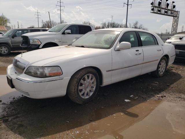 2LNBL8CV6BX755966 - 2011 LINCOLN TOWN CAR SIGNATURE LIMITED WHITE photo 1