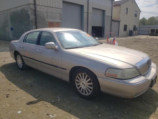 1LNHM81W33Y672872 - 2003 LINCOLN TOWN CAR EXECUTIVE SILVER photo 4