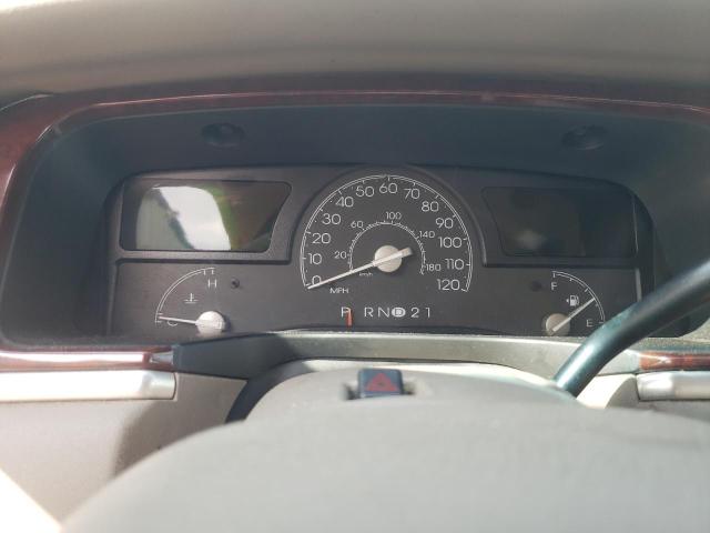 1LNHM81W33Y672872 - 2003 LINCOLN TOWN CAR EXECUTIVE SILVER photo 9