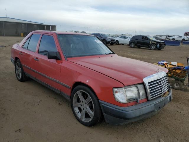 WDBEA30D8JA623495 - 1988 MERCEDES-BENZ 300 E RED photo 4