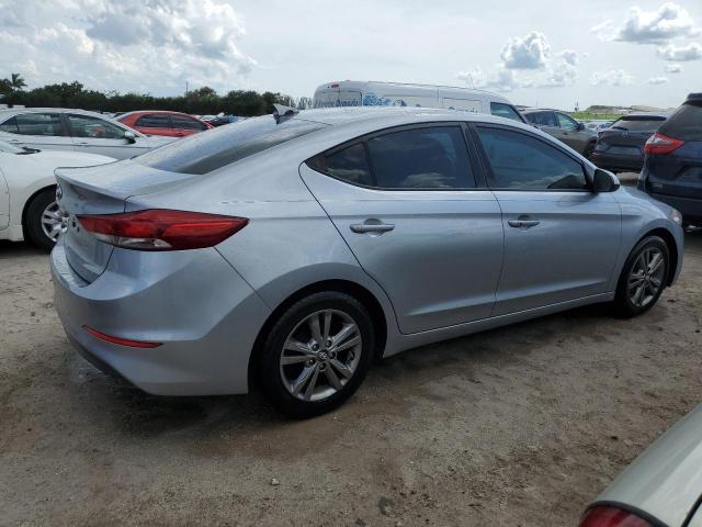 5NPD84LF0HH056701 - 2017 HYUNDAI ELANTRA SE SILVER photo 3