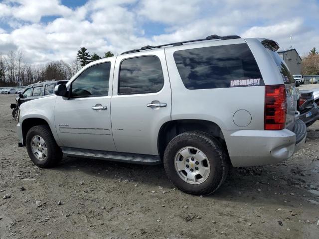 1GNSCAE00BR240234 - 2011 CHEVROLET TAHOE C1500  LS SILVER photo 2