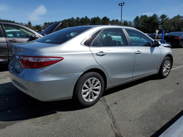 4T4BF1FKXGR535184 - 2016 TOYOTA CAMRY LE SILVER photo 3