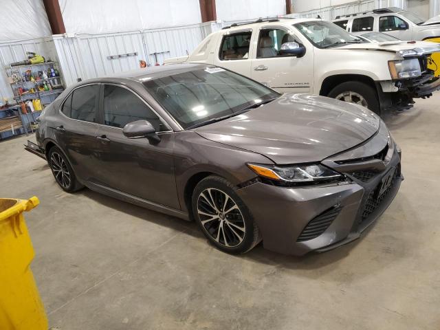 4T1B11HK9JU063721 - 2018 TOYOTA CAMRY L GRAY photo 4