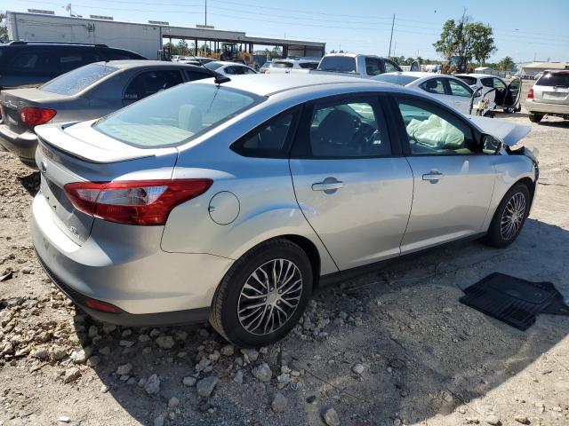 1FADP3F20DL353937 - 2013 FORD FOCUS SE SILVER photo 3