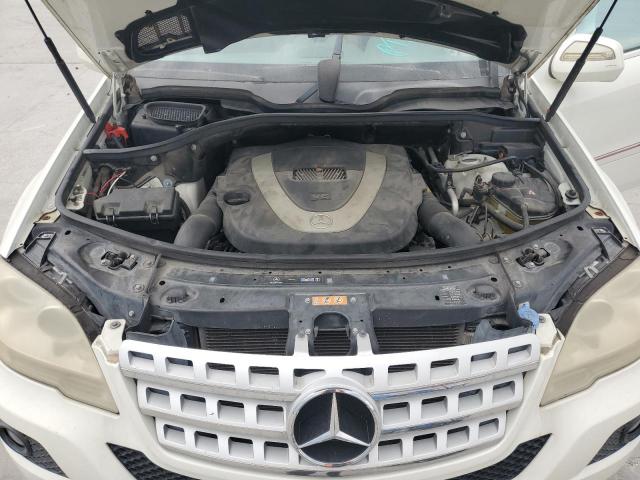 4JGBB5GB8AA558774 - 2010 MERCEDES-BENZ ML 350 WHITE photo 12