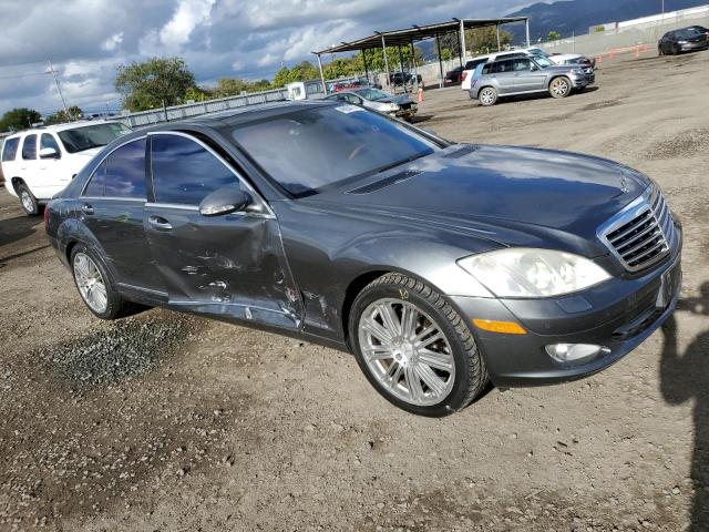 WDDNG71X27A047983 - 2007 MERCEDES-BENZ S 550 GRAY photo 4