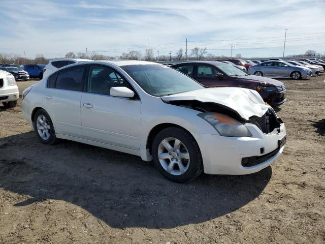 1N4AL21E88N424113 - 2008 NISSAN ALTIMA 2.5 WHITE photo 4