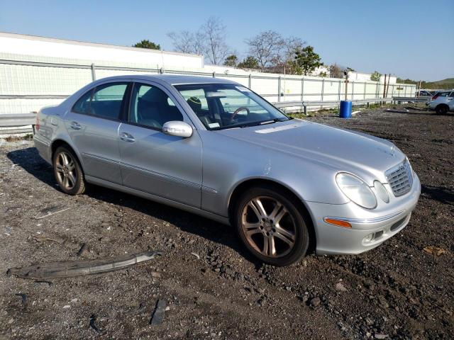 WDBUF83J24X120090 - 2004 MERCEDES-BENZ 500-CLASS 500 4MATIC SILVER photo 4