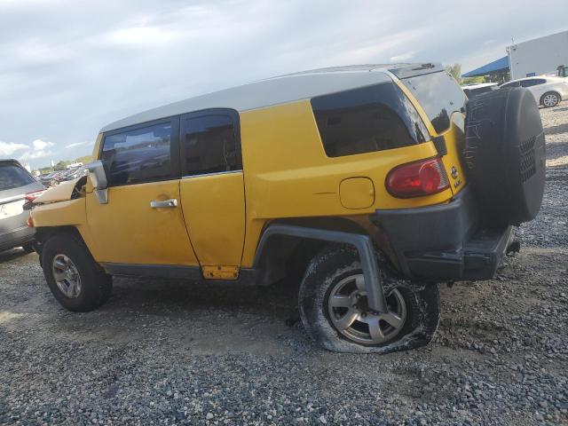 JTEZU11F670002216 - 2007 TOYOTA FJ CRUISER YELLOW photo 2