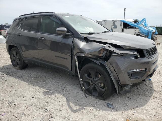 3C4NJDBB8KT653819 - 2019 JEEP COMPASS LATITUDE GRAY photo 4