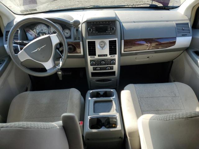 2A4RR5D1XAR338682 - 2010 CHRYSLER TOWN & COU TOURING RED photo 8