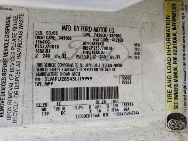 5LMFU28545LJ19999 - 2005 LINCOLN NAVIGATOR თეთრი ფოტო 13