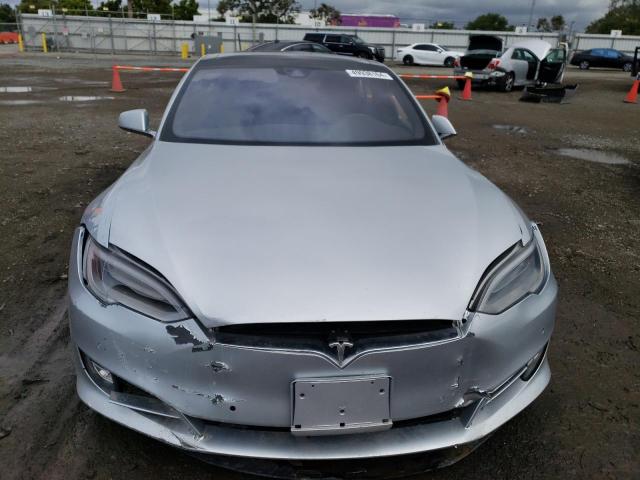 5YJSA1E21GF156811 - 2016 TESLA MODEL S SILVER photo 5