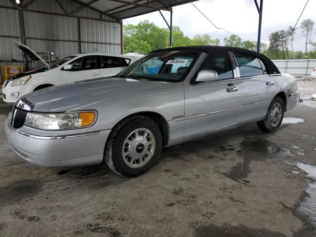 2002 LINCOLN TOWN CARTIER, 