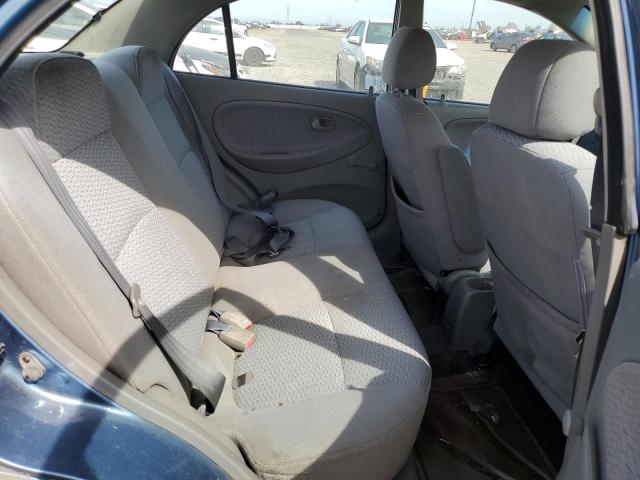 KNADC123126162819 - 2002 KIA RIO BLUE photo 10