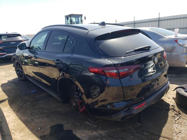 ZASPAKBN9K7C71799 - 2019 ALFA ROMEO STELVIO TI BLACK photo 2