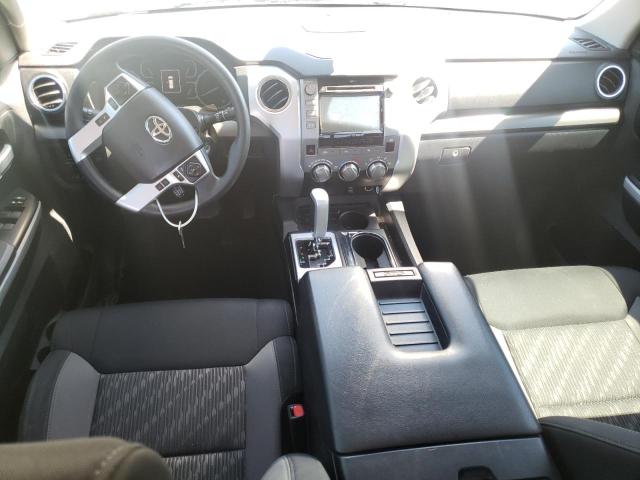 5TFRM5F19KX138137 - 2019 TOYOTA TUNDRA DOUBLE CAB SR/SR5 GRAY photo 8