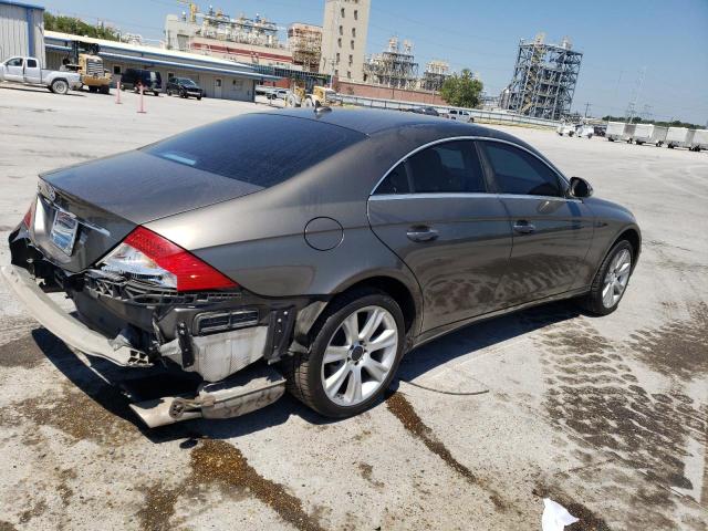 WDDDJ72X48A124611 - 2008 MERCEDES-BENZ CLS 550 BROWN photo 3