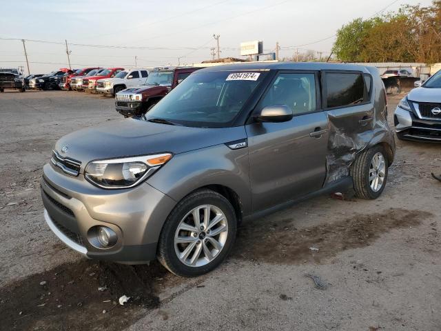 KNDJP3A5XJ7535213 - 2018 KIA SOUL + GRAY photo 1