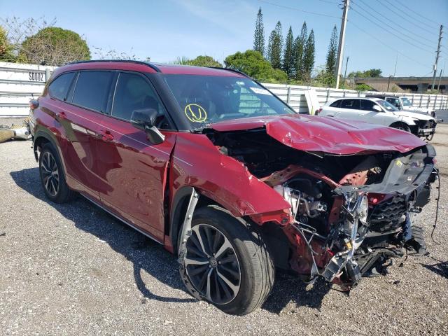 5TDLZRAH2MS051711 - 2021 TOYOTA HIGHLANDER XSE RED photo 1