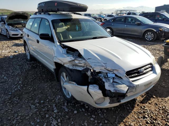 4S4BP61C677341688 - 2007 SUBARU LEGACY OUTBACK 2.5I WHITE photo 4