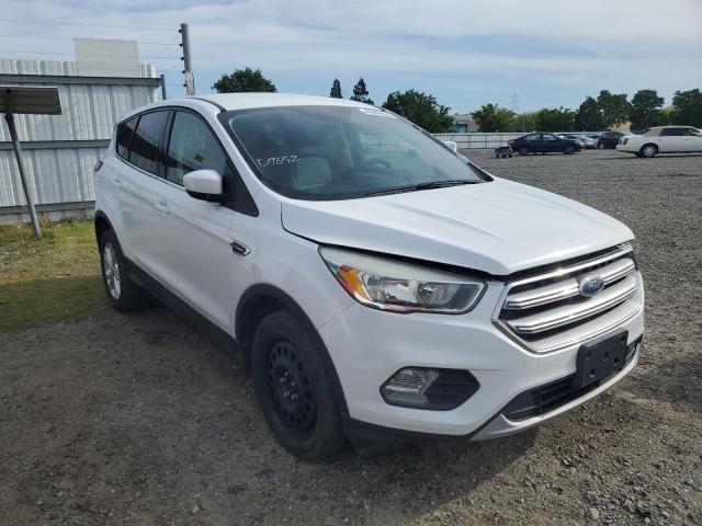 1FMCU9GDXHUC39019 - 2017 FORD ESCAPE SE WHITE photo 4