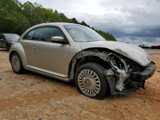 3VWJ17AT2GM604351 - 2016 VOLKSWAGEN BEETLE SE BEIGE photo 4