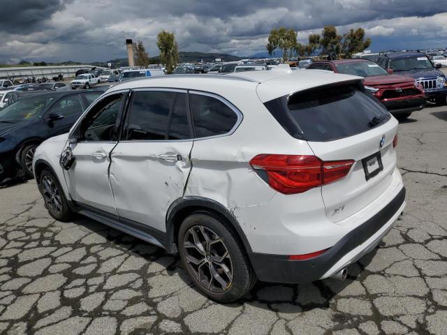 WBXJG9C09M5U35935 - 2021 BMW X1 XDRIVE28I WHITE photo 2