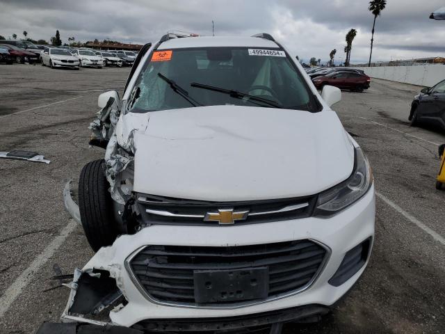 3GNCJLSB8HL224293 - 2017 CHEVROLET TRAX 1LT WHITE photo 5