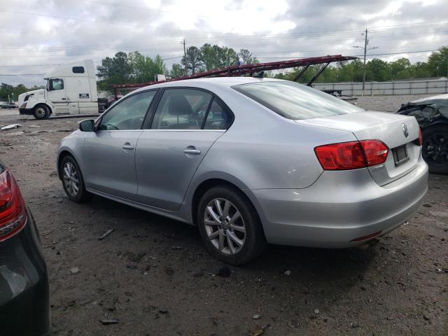 3VWDX7AJ5DM368560 - 2013 VOLKSWAGEN JETTA SE SILVER photo 2