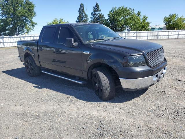 1FTRW12W04KA84960 - 2004 FORD F150 SUPERCREW BLACK photo 4