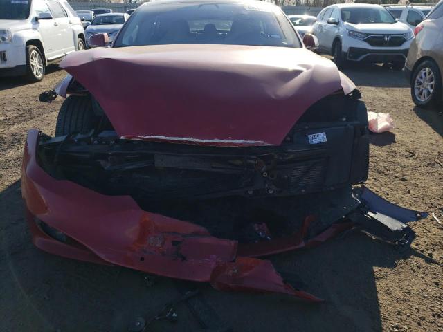 5YJSA1E29JF245484 - 2018 TESLA MODEL S 红色 照片 5